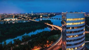 Potomac Skyline, UVA Darden DC Metro Sands Family Grounds