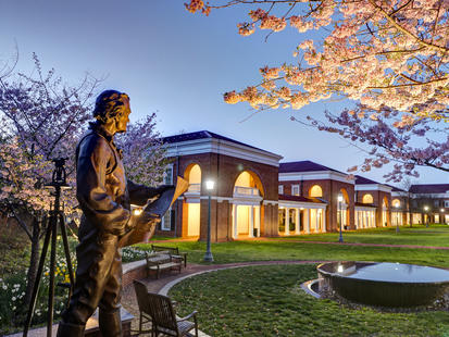 View of Jefferson statue on Darden Grounds