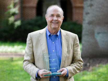 Jim Cooper (MBA ’84) Receives Prestigious Abbott Award for Exceptional Contributions to UVA Darden
