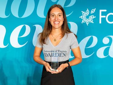 Natalia Alvarez Diaz (MBA '22) Receives Forté Foundation Edie Hunt Inspiration Award