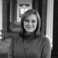 Doyle_Jacquie.faculty.BWjpg_.jpg